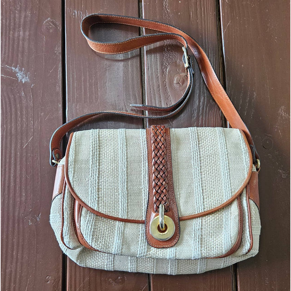 Dillards Vintage Cream Tweed & Leather Crossbody Shoulder Bag Beach Neutral‎ - Picture 1 of 12